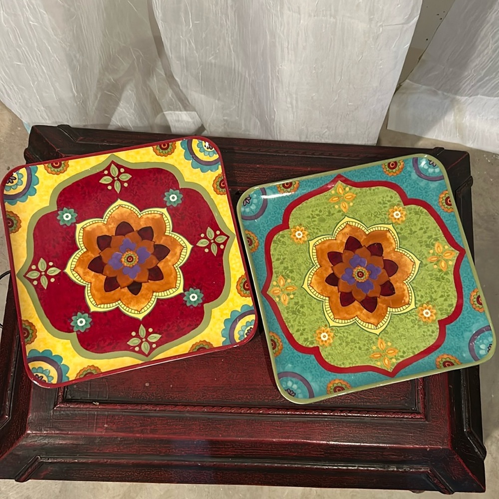 CERTIFIED INTERNATIONAL SQUARE PLATE BY SUE ZIPKIN -Plate is 10"X10" - Picture 2 of 3